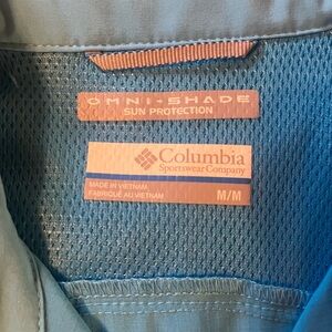 Women’s Columbia Omni-shade sun protection shirts- like new, blue and orange.